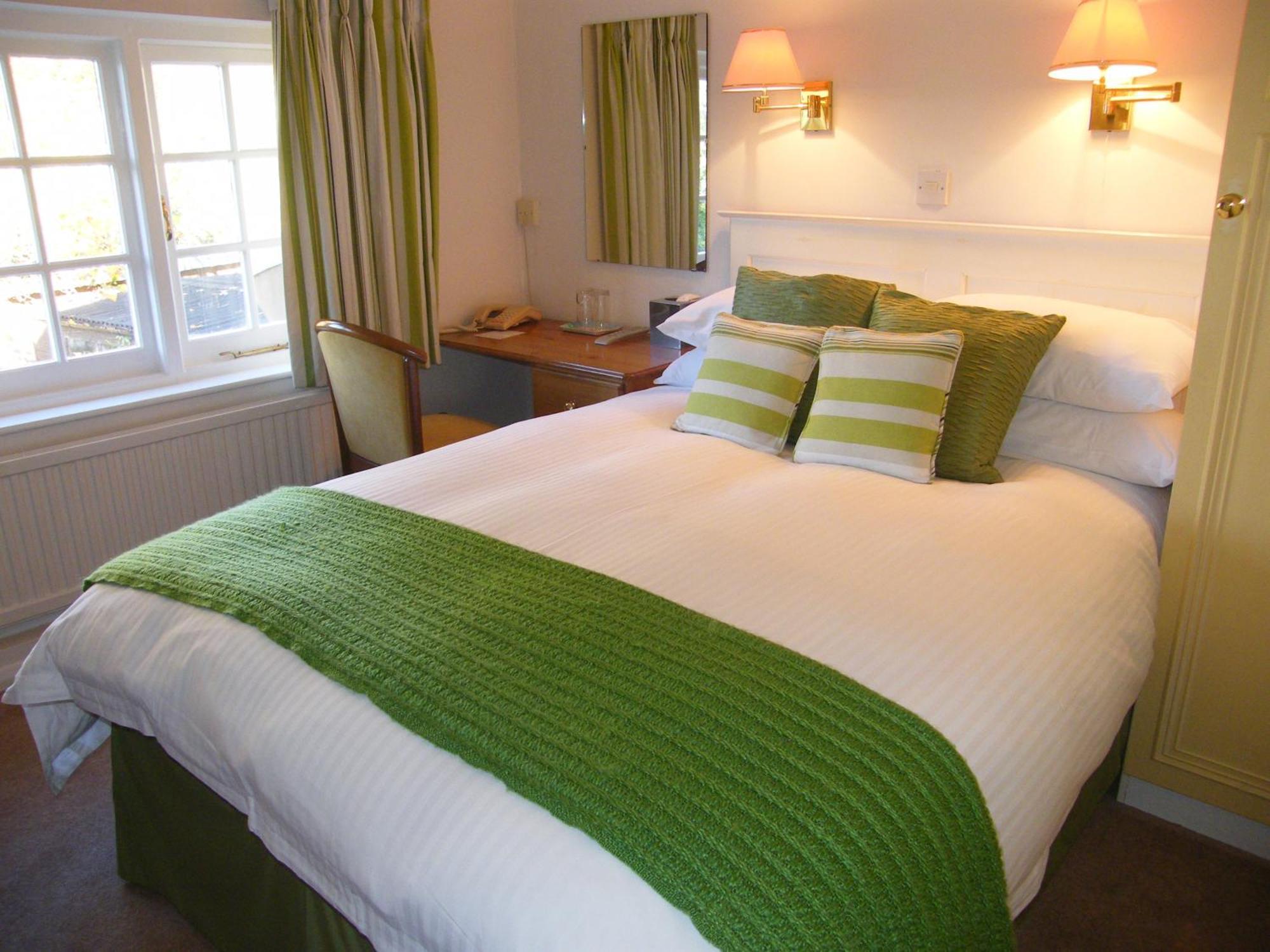 Tumbling Weir Hotel Ottery St Mary Exteriör bild