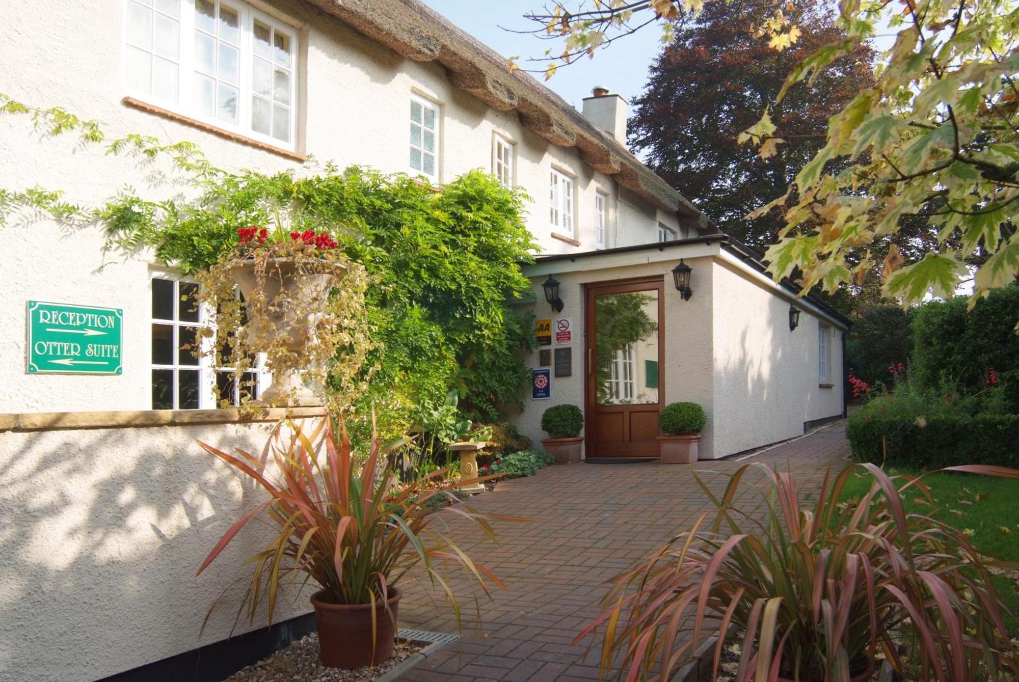 Tumbling Weir Hotel Ottery St Mary Exteriör bild